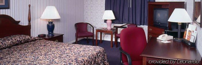 Hotel Carlisle & Embers Convention Center Quarto foto